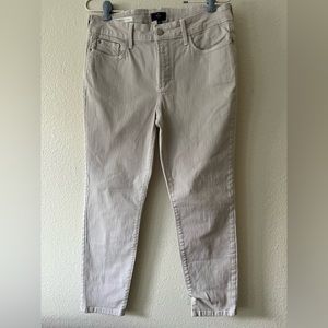 NYDJ off white color jeans